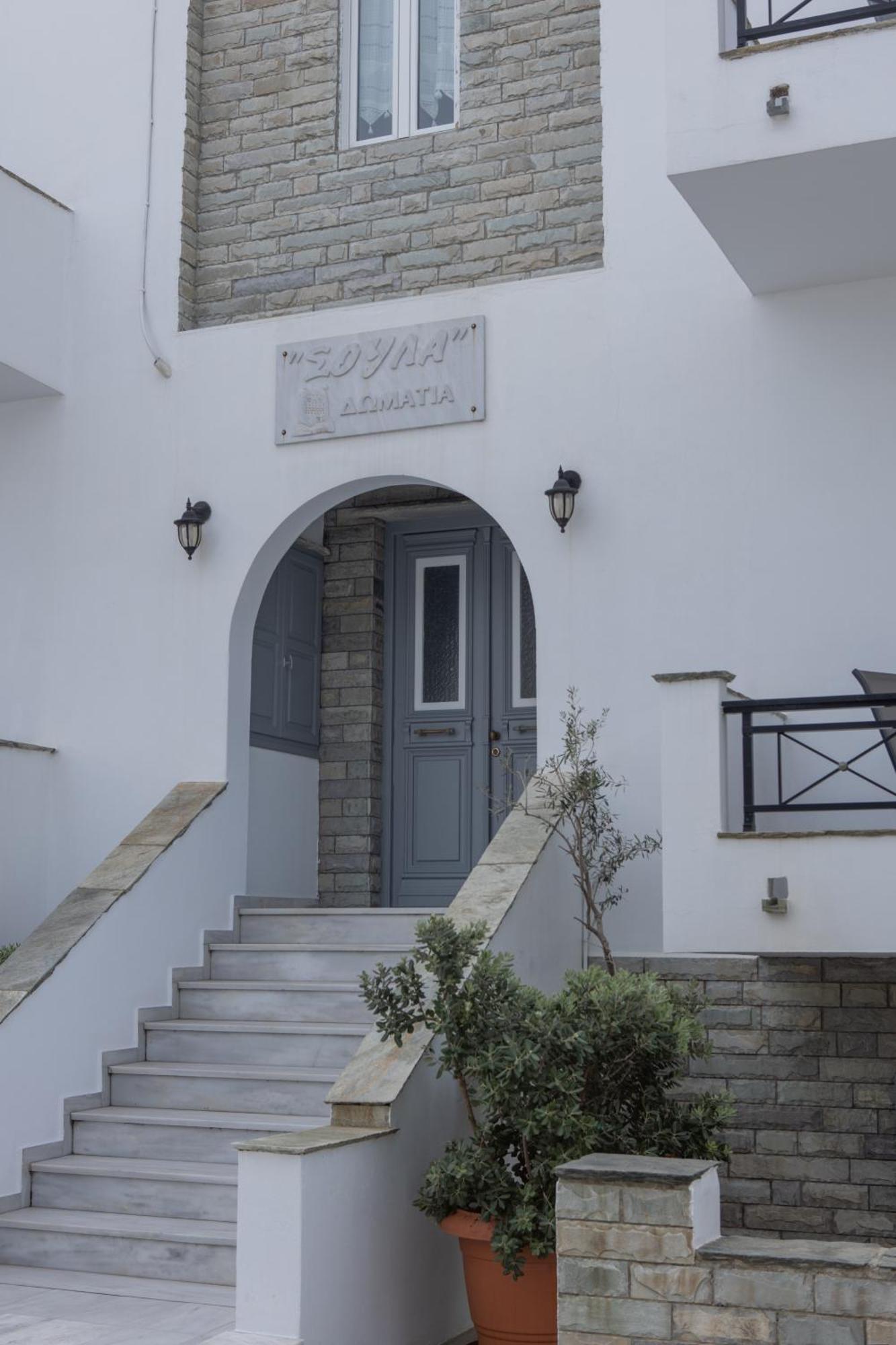 Soula Rooms Tinos Exterior photo