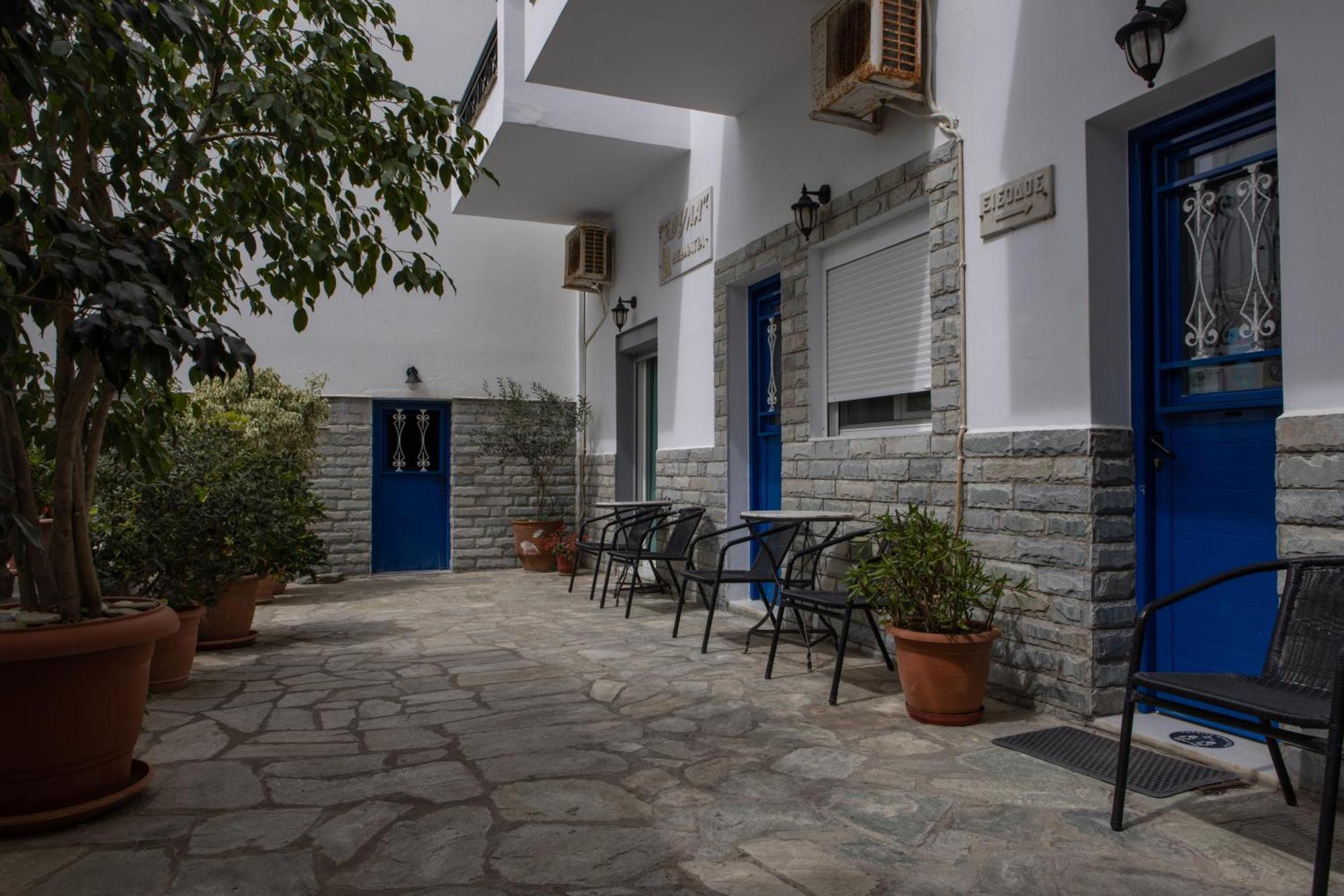 Soula Rooms Tinos Exterior photo