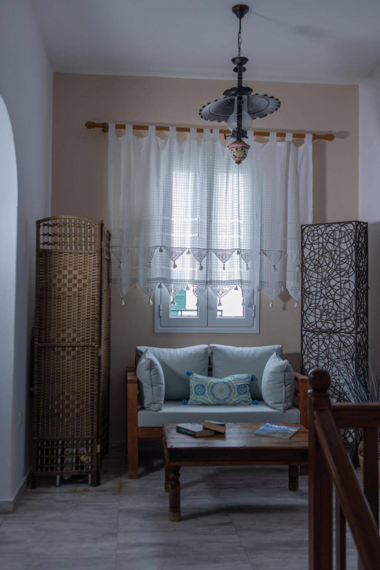Soula Rooms Tinos Exterior photo